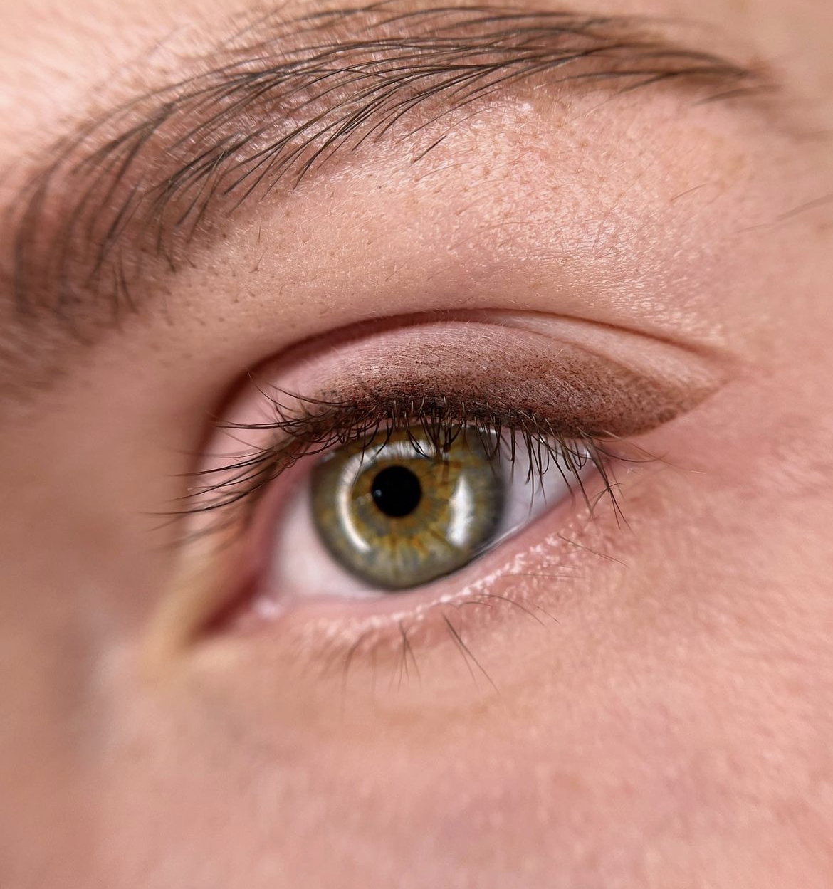 permanent makeup liner effect